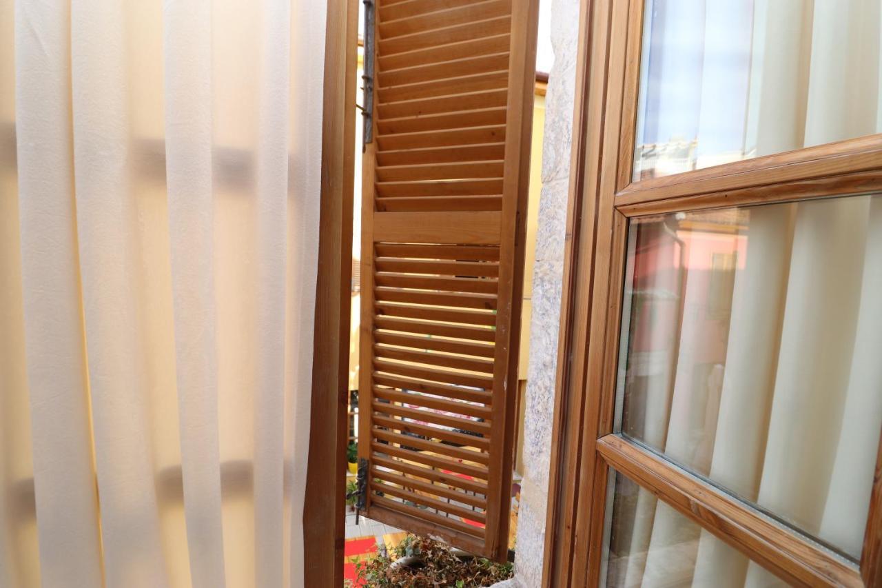Gaia Bed & Breakfast Vlore Bagian luar foto